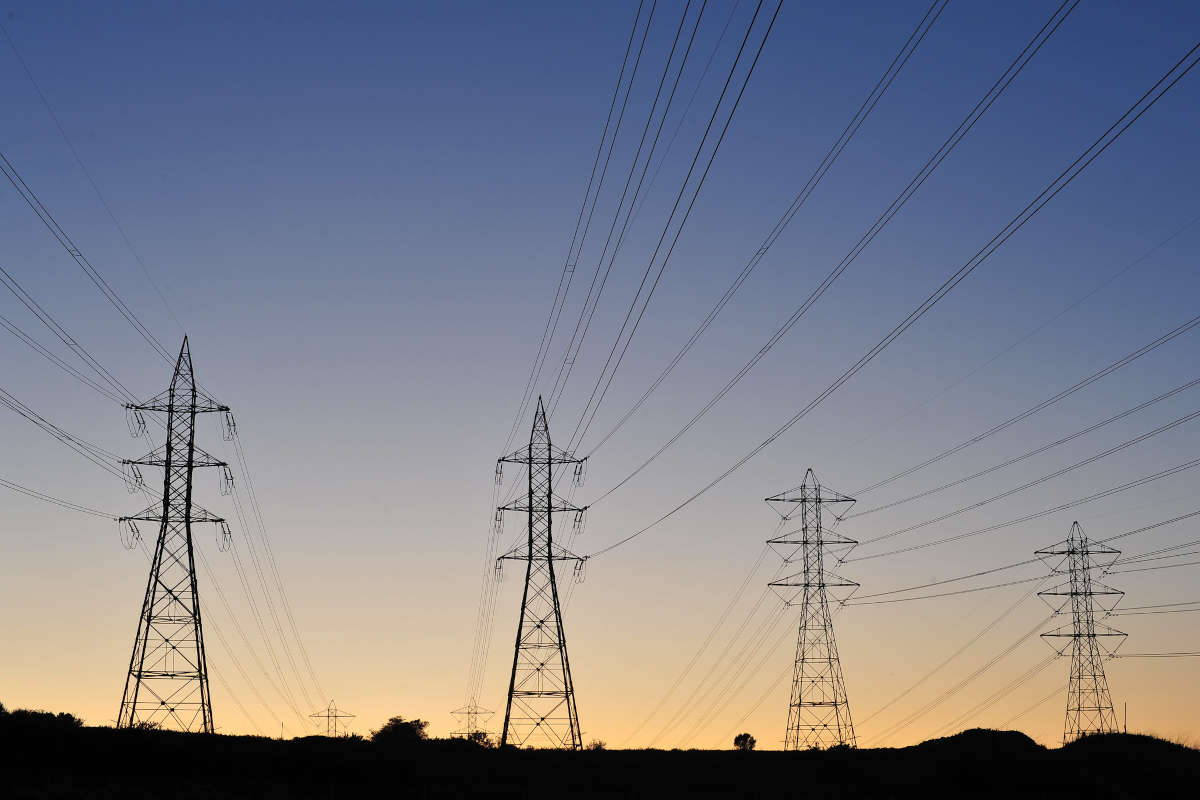 Photo de lignes électriques.
